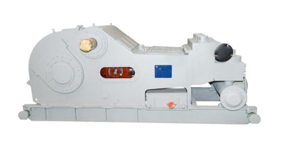 Máy bơm bùn khoan giếng nước 1600HP Trọng lượng nhẹ Cấu trúc tiên tiến