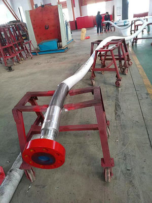 Xử lý cắt Vòi bơm bùn Coflexip trên giàn khoan